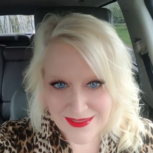 Meet your Posher, Cheri